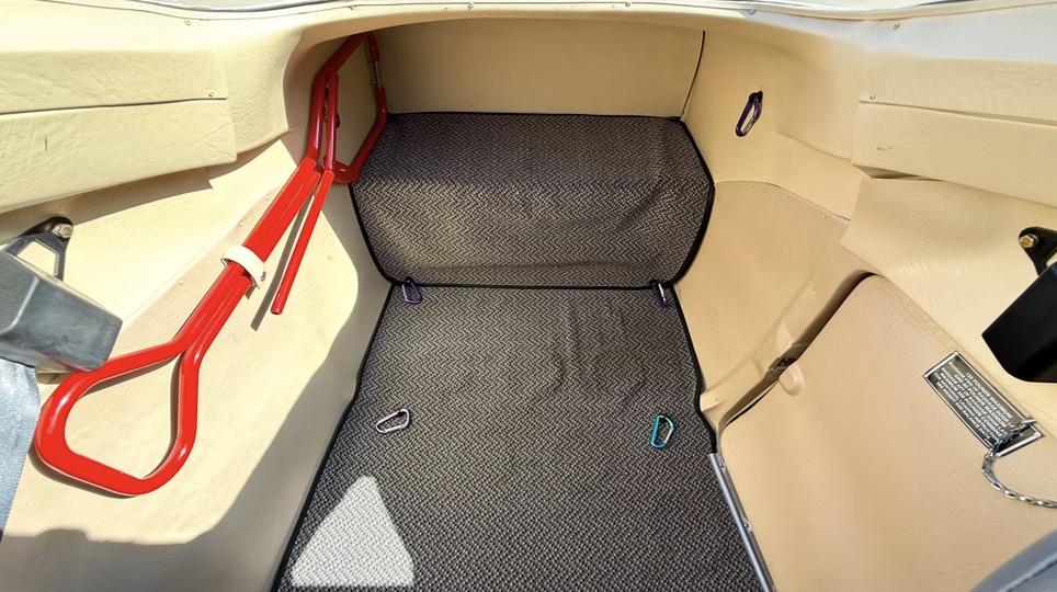 2001 CESSNA T182T Photo 2